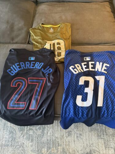 Tigers Riley Greene Navy City Connect Limited Jersey Stitched photo review